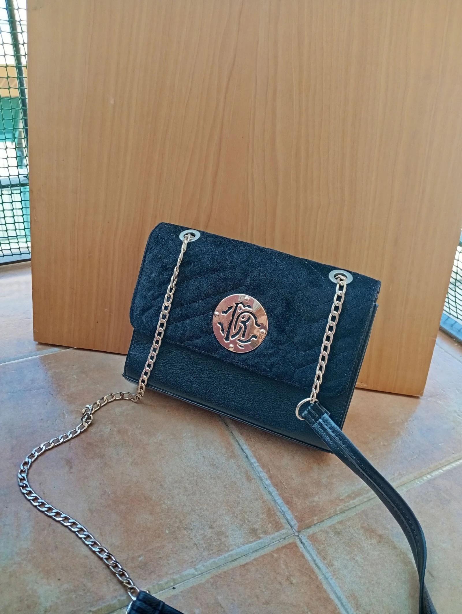 Bolso negro elegante 